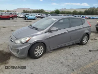 2013 Hyundai Accent GS z VIN KMHCT5AEXDU132351, wystawiony jako Copart lot #57257785 z przebiegiem 91 426 mil mil oraz Szkoda całkowita • Salvage title. Historia ofert i sprzedaży dostępna na DreamBid. Obrazek 1.