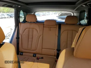 2019 BMW X5 xDrive40i z VIN 5UXCR6C50KLL13255, wystawiony jako Copart lot #52546675 z przebiegiem 80 686 mil mil oraz Szkoda całkowita • Salvage title. Historia ofert i sprzedaży dostępna na DreamBid. Obrazek 10.