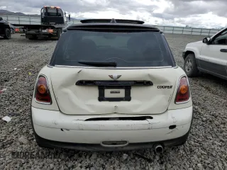 2007 MINI Hardtop with VIN WMWMF33567TT56922, listed as a Copart auction lot 56598665 with 66,605 mi miles and Salvage title. Bid and sale history available at DreamBid. Image 6.