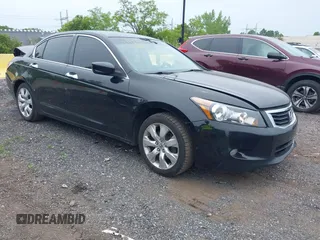 2010 Honda Accord EX-L z VIN 1HGCP3F81AA014011, wystawiony jako IAAI lot #42345641 z przebiegiem 223 957 mil mil oraz . Historia ofert i sprzedaży dostępna na DreamBid. Obrazek 1.