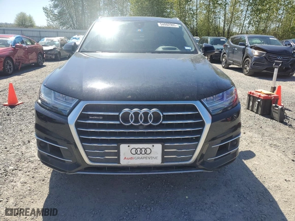 2019 Audi Q7 Prestige with VIN WA1VAAF76KD004430, listed as a Copart auction lot 54002905 with 140,679 mi miles and Clean Title. Bid and sale history available at carsss.com. Image 5.