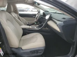2019 Toyota Avalon Hybrid Limited with VIN 4T1B21FBXKU011323, listed as a Copart auction lot 47784845 with 26,347 mi miles and Salvage Title. Bid and sale history available at carsss.com. Image 7.
