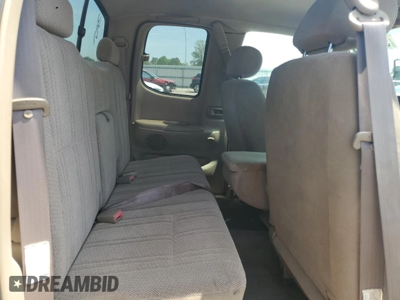 2000 Toyota Tundra SR5 with VIN 5TBBT4411YS073843, listed as a Copart auction lot 52720675 with 197,512 mi miles and Salvage Title. Bid and sale history available at DreamBid. Image 10.