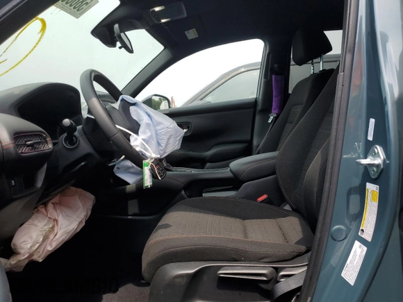 2024 Honda HR-V Sport с VIN 3CZRZ1H52RM717720, выставлен на аукционе Copart как лот 58668885 с пробегом 6 841 миль миль и Списание • Salvage title. История ставок и продаж доступна на DreamBid. Изображение 7.