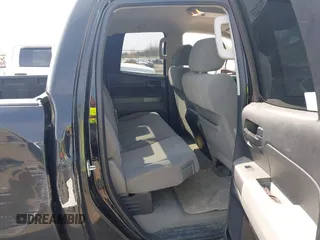 2010 Toyota Tundra 4WD Truck with VIN 5TFUM5F14AX015516, listed as a IAAI auction lot 42118639 with 204,489 mi miles. Bid and sale history available at carsss.com. Image 8.