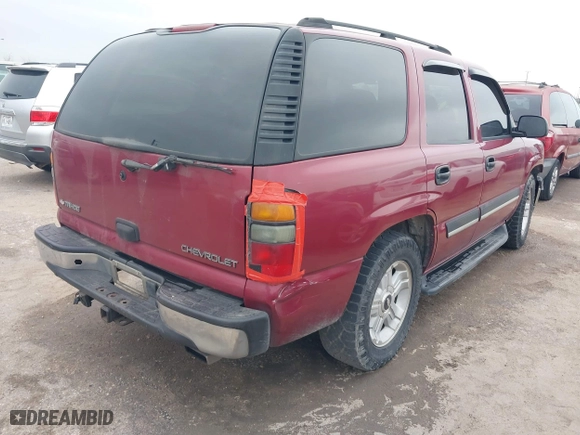 2005 Chevrolet Tahoe Z71 with VIN 1GNEC13T95R155083, listed as a IAAI auction lot 41430239 with 333,463 mi miles. Bid and sale history available at carsss.com. Image 4.