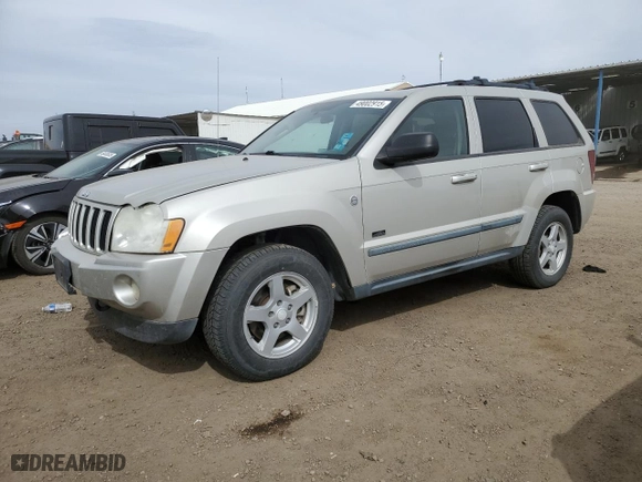 2007 Jeep Grand Cherokee Laredo with VIN 1J8HR48N27C632418, listed as a Copart auction lot 49002915 with 115,855 mi miles and Clean Title. Bid and sale history available at carsss.com. Image 1.
