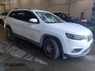 2019 Jeep Cherokee Latitude Plus with VIN 1C4PJMLB4KD258338, listed as a Copart auction lot 46656205 with 0 mi miles and Salvage Title. Bid and sale history available at carsss.com. Image 4.