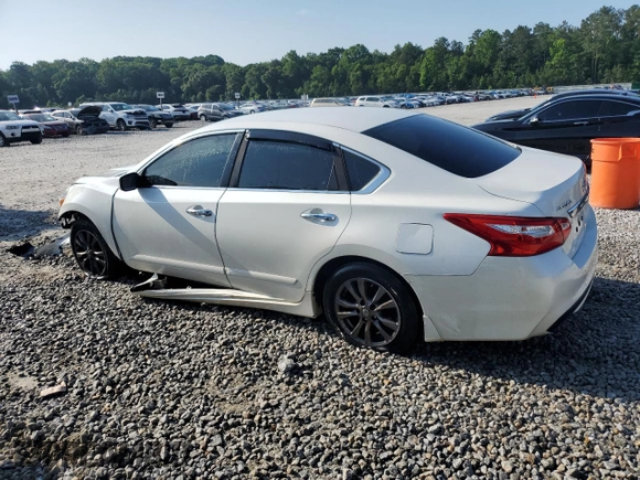 2016 Nissan Altima S z VIN 1N4AL3AP0GN383921, wystawiony jako Copart lot #57461905 z przebiegiem 183 342 mil mil oraz Szkoda całkowita • Salvage title. Historia ofert i sprzedaży dostępna na DreamBid. Obrazek 2.