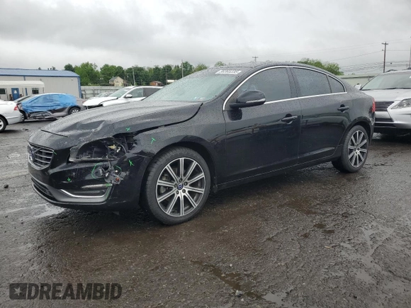 2018 Volvo S60 Inscription Platinum with VIN LYV402HM0JB173655, listed as a Copart auction lot 56365335 with 128,868 mi miles and Salvage title. Bid and sale history available at DreamBid. Image 1.