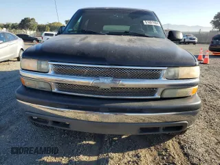2002 Chevrolet Suburban LS with VIN 1GNEC16TX2J131882, listed as a Copart auction lot 81601484 with 0 mi miles and Salvage Title. Bid and sale history available at carsss.com. Image 5.