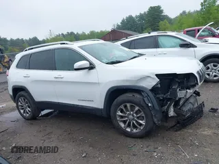 2020 Jeep Cherokee Latitude Plus z VIN 1C4PJMLBXLD538959, wystawiony jako IAAI lot #42266458 z przebiegiem 67 543 mil mil oraz . Historia ofert i sprzedaży dostępna na DreamBid. Obrazek 14.