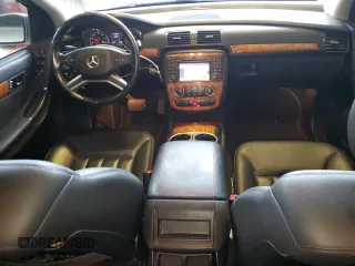 2009 Mercedes-Benz R-Class 3.5L with VIN 4JGCB65E89A098471, listed as a Copart auction lot 44926585 with 156,617 mi miles and Salvage Title. Bid and sale history available at carsss.com. Image 8.