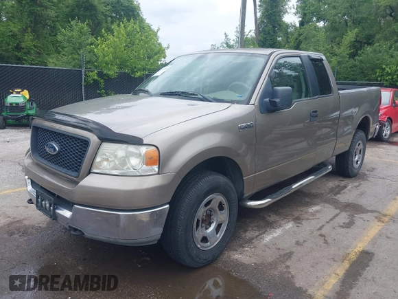 2005 Ford F-150 XLT with VIN 1FTPX14575NA05423, listed as a IAAI auction lot 42365484 with 118,634 mi miles and . Bid and sale history available at DreamBid. Image 2.