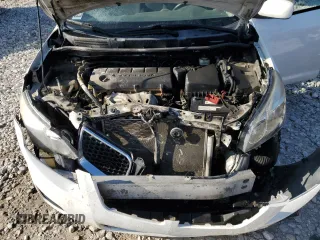 2009 Pontiac Vibe with VIN 5Y2SM67009Z467224, listed as a Copart auction lot 62432674 with 142,759 mi miles and Clean Title. Bid and sale history available at carsss.com. Image 12.