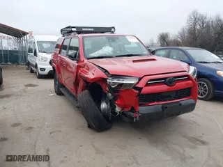 2020 Toyota 4Runner SR5 with VIN JTEBU5JR1L5783386, listed as a IAAI auction lot 41800648 with 58,255 mi miles. Bid and sale history available at carsss.com. Image 1.