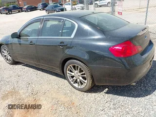 2007 Infiniti G35 Sport with VIN JNKBV61E77M715463, listed as a IAAI auction lot 41974186 with Not Provided miles. Bid and sale history available at carsss.com. Image 3.