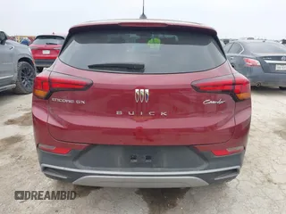 2024 Buick Encore GX Preferred z VIN KL4AMBSL5RB209578, wystawiony jako IAAI lot #41958892 z przebiegiem 11 893 mil mil oraz . Historia ofert i sprzedaży dostępna na DreamBid. Obrazek 15.