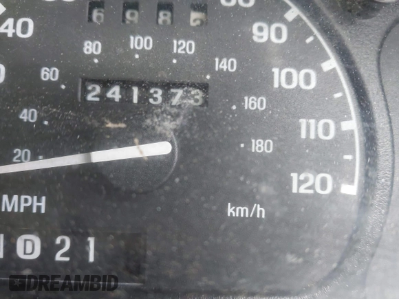 2000 Ford Explorer XLT with VIN 1FMZU63E1YZB81246, listed as a IAAI auction lot 41341700 with 241,373 mi miles and . Bid and sale history available at DreamBid. Image 14.