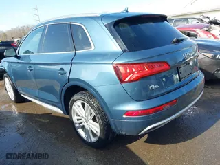 2018 Audi Q5 Prestige with VIN WA1CNBFY8J2216752, listed as a IAAI auction lot 41753137 with 77,307 mi miles. Bid and sale history available at carsss.com. Image 3.