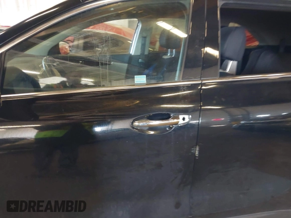 2019 Kia Sorento LX with VIN 5XYPGDA32KG511068, listed as a IAAI auction lot 41682042 with 111,148 mi miles. Bid and sale history available at carsss.com. Image 6.