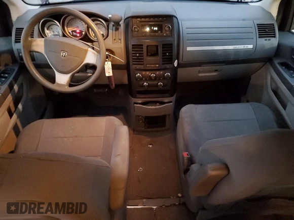 2009 Dodge Grand Caravan SE with VIN 2D8HN44E19R506202, listed as a Copart auction lot 47231365 with 225,038 mi miles and Salvage title. Bid and sale history available at DreamBid. Image 8.
