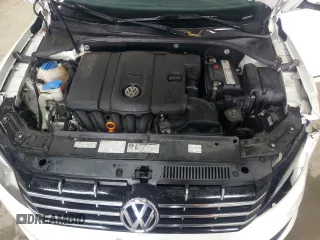 2013 Volkswagen Passat SEL Premium z VIN 1VWCP7A30DC100014, wystawiony jako Copart lot #55271515 z przebiegiem 139 484 mil mil oraz Szkoda całkowita • Salvage title. Historia ofert i sprzedaży dostępna na DreamBid. Obrazek 11.