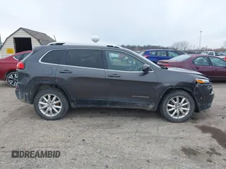 2016 Jeep Cherokee Limited with VIN 1C4PJMDS6GW120374, listed as a IAAI auction lot 41540008 with 102,131 mi miles and . Bid and sale history available at DreamBid. Image 13.