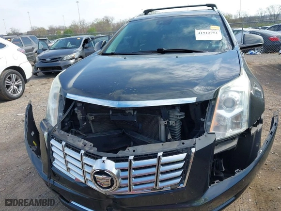 2015 Cadillac SRX Luxury Collection with VIN 3GYFNEE36FS525927, listed as a IAAI auction lot 41912751 with 212,575 mi miles. Bid and sale history available at carsss.com. Image 12.