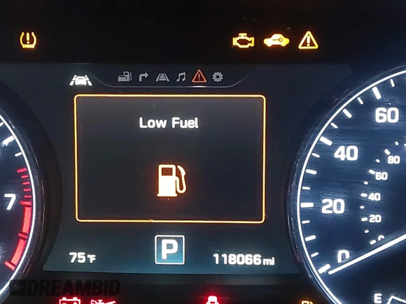 2017 Genesis G80 3.8L z VIN KMHGN4JE4HU175479, wystawiony jako IAAI lot #42161608 z przebiegiem 118 066 mil mil oraz . Historia ofert i sprzedaży dostępna na DreamBid. Obrazek 15.