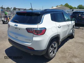 2018 Jeep Compass Limited z VIN 3C4NJCCB7JT410882, wystawiony jako IAAI lot #42536532 z przebiegiem 70 404 mil mil oraz . Historia ofert i sprzedaży dostępna na DreamBid. Obrazek 4.