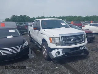 2013 Ford F-150 XL z VIN 1FTFW1EF7DKG35996, wystawiony jako IAAI lot #42263154 z przebiegiem 195 758 mil mil oraz . Historia ofert i sprzedaży dostępna na DreamBid. Obrazek 1.