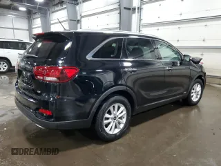 2020 Kia Sorento LX with VIN 5XYPGDA34LG637725, listed as a Copart auction lot 49082235 with 60,121 mi miles and Salvage Title. Bid and sale history available at DreamBid. Image 3.