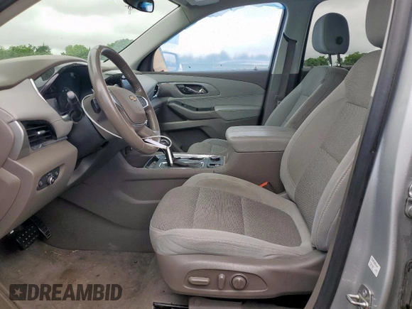 2020 Chevrolet Traverse LT Cloth z VIN 1GNERGKW7LJ245051, wystawiony jako Copart lot #59844665 z przebiegiem 129 295 mil mil oraz Czysty tytuł • Clean title. Historia ofert i sprzedaży dostępna na DreamBid. Obrazek 7.
