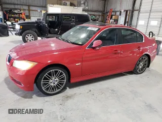 2006 BMW 3 Series 330xi z VIN WBAVD33526KV65864, wystawiony jako Copart lot #61548145 z przebiegiem 245 722 mil mil oraz Szkoda całkowita • Salvage title. Historia ofert i sprzedaży dostępna na DreamBid. Obrazek 1.