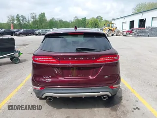 2018 Lincoln MKC Premiere z VIN 5LMCJ1C98JUL30207, wystawiony jako IAAI lot #42275853 z przebiegiem 51 206 mil mil oraz . Historia ofert i sprzedaży dostępna na DreamBid. Obrazek 17.