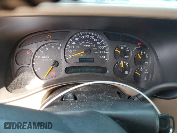 2004 Chevrolet Suburban LT with VIN 3GNEC16T84G297788, listed as a Copart auction lot 49790055 with 243,726 mi miles and Salvage Title. Bid and sale history available at carsss.com. Image 9.