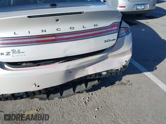 2016 Lincoln MKZ with VIN 3LN6L2G98GR632641, listed as a IAAI auction lot 41022028 with 50,625 mi miles and . Bid and sale history available at DreamBid. Image 14.