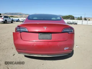 2019 Tesla Model 3 Mid Range z VIN 5YJ3E1EA3KF312453, wystawiony jako Copart lot #57841605 z przebiegiem 77 366 mil mil oraz Szkoda całkowita • Salvage title. Historia ofert i sprzedaży dostępna na DreamBid. Obrazek 6.