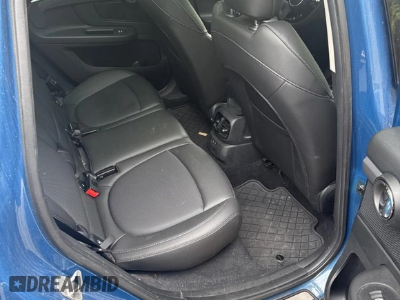 2019 MINI Countryman Cooper S with VIN WMZYT5C56K3G93269, listed as a Copart auction lot 59530605 with 97,720 mi miles and Clean title. Bid and sale history available at DreamBid. Image 6.