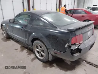 2006 Ford Mustang Standard with VIN 1ZVFT80N065222784, listed as a IAAI auction lot 41661827 with 76,591 mi miles and . Bid and sale history available at carsss.com. Image 3.