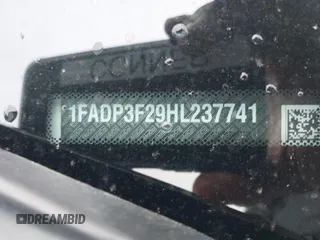 2017 Ford Focus SE с VIN 1FADP3F29HL237741, выставлен на аукционе IAAI как лот 41761820 с пробегом Не указан миль и . История ставок и продаж доступна на DreamBid. Изображение 9.