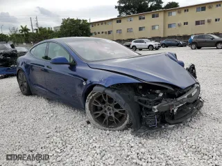 2023 Tesla Model S with VIN 5YJSA1E58PF498685, listed as a Copart auction lot 41690475 with 0 mi miles and Salvage Title. Bid and sale history available at carsss.com. Image 4.