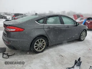2019 Ford Fusion SE with VIN 3FA6P0LU9KR145955, listed as a Copart auction lot 44626085 with 166,021 mi miles and Clean Title. Bid and sale history available at carsss.com. Image 3.