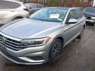 2019 Volkswagen Jetta SEL with VIN 3VWEB7BUXKM199094, listed as a IAAI auction lot 41083949 with 38,083 mi miles and . Bid and sale history available at DreamBid. Image 17.