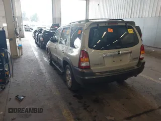 2004 Mazda Tribute ES with VIN 4F2CZ96104KM03252, listed as a IAAI auction lot 41153343 with 204,621 mi miles and . Bid and sale history available at carsss.com. Image 3.