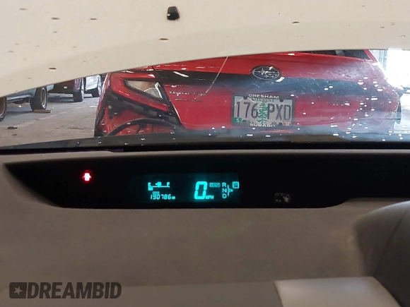 2004 Toyota Prius with VIN JTDKB20U540007016, listed as a IAAI auction lot 41762070 with 190,786 mi miles. Bid and sale history available at carsss.com. Image 7.