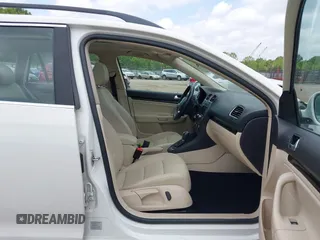 2012 Volkswagen Jetta TDI w/Sunroof & Nav with VIN 3VWPL7AJ5CM697167, listed as a IAAI auction lot 42220468 with 93,755 mi miles and . Bid and sale history available at DreamBid. Image 5.