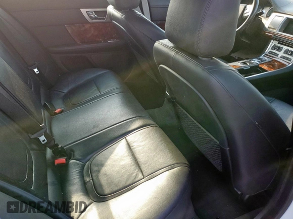 2015 Jaguar XF T Premium with VIN SAJWA0FS2FPU88689, listed as a Copart auction lot 57230325 with Not Provided miles and Clean Title. Bid and sale history available at DreamBid. Image 10.