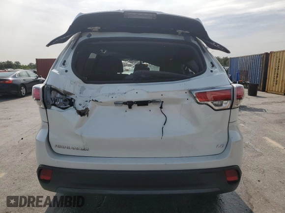 2015 Toyota Highlander LE Plus z VIN 5TDZKRFH4FS080198, wystawiony jako Copart lot #59256215 z przebiegiem 80 131 mil mil oraz Nie do naprawy • Non repairable. Historia ofert i sprzedaży dostępna na DreamBid. Obrazek 6.